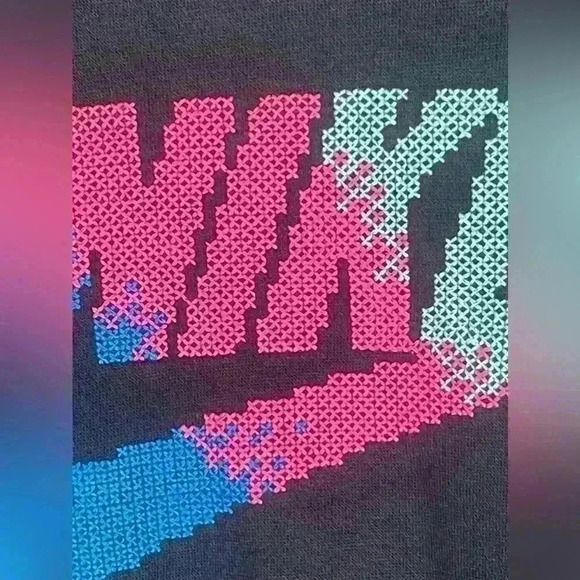 Nike Black Crew Neck Cropped Long Sleeve Sweatshirt Women's Small - Picture 3 of 8